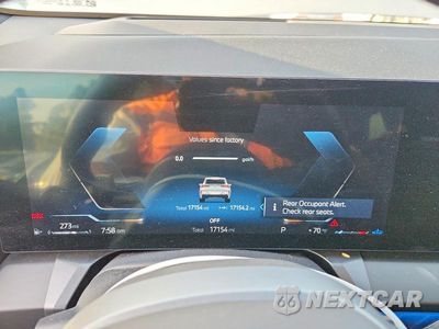 Zdjęcie 9 z 13 samochodu: 2025 BMW X3 30 XDRIVE VIN:5UX53GP09S9031126 - miniatura