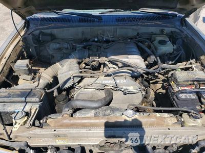 Zdjęcie 12 z 13 samochodu: 2002 TOYOTA 4RUNNER SR5 VIN:JT3GN86R520232444 - miniatura