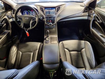 Zdjęcie 8 z 12 samochodu: 2017 HYUNDAI AZERA BASE VIN:KMHFG4JG2HA591412 - miniatura