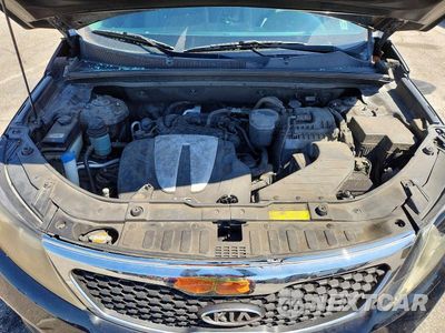 Zdjęcie 12 z 13 samochodu: 2011 KIA SORENTO LX VIN:5XYKTDA27BG046736 - miniatura