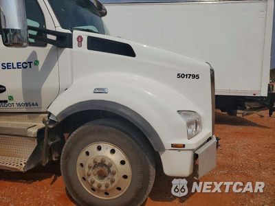 Zdjęcie 10 z 12 samochodu: 2023 KENWORTH T880 SEMI TRUCK VIN:1XKZD40XXPJ261421 - miniatura