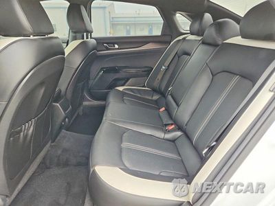 Zdjęcie 10 z 12 samochodu: 2025 KIA K5 GT LINE VIN:KNAG64J76S5297049 - miniatura