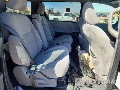 Zdjęcie 11 z 13 samochodu: 2020 TOYOTA SIENNA LE VIN:5TDKZ3DC4LS021861 - miniatura