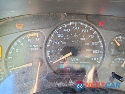 Zdjęcie 9 z 12 samochodu: 2002 GMC SIERRA K2500 HEAVY DUTY VIN:1GTHK29G72E210061 - miniatura