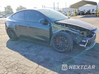 Czwarte zdjęcie samochodu z boku: 2024 TESLA MODEL Y VIN:7SAYGDEF5RF053703 - miniatura