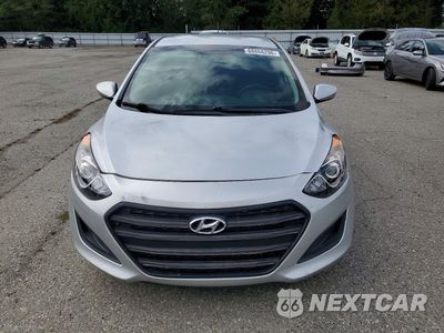 Piąte zdjęcie samochodu w środku: 2017 HYUNDAI ELANTRA GT BASE VIN:KMHD35LH4HU383187 - miniatura