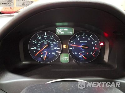 Zdjęcie 9 z 12 samochodu: 2011 VOLVO C30 T5 VIN:YV1672MK6B2243231 - miniatura