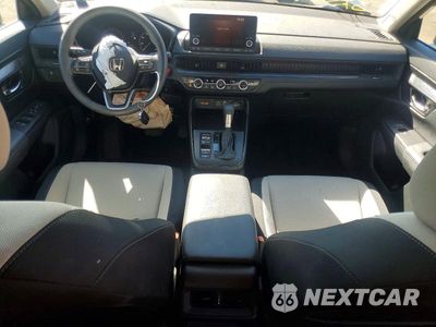 Zdjęcie 8 z 13 samochodu: 2024 HONDA CR-V EX VIN:2HKRS4H42RH465962 - miniatura