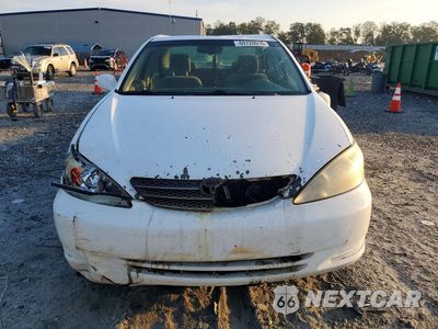 Piąte zdjęcie samochodu w środku: 2002 TOYOTA CAMRY LE VIN:4T1BE32K72U025933 - miniatura