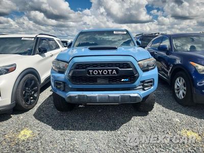 Piąte zdjęcie samochodu w środku: 2018 TOYOTA TACOMA TRD PRO VIN:5TFCZ5AN5JX140094 - miniatura