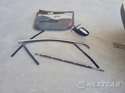 Zdjęcie 12 z 13 samochodu: 2019 KIA SORENTO LX V6 VIN:5XYPGDA51KG479179 - miniatura