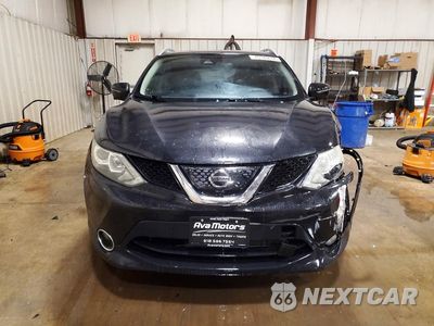 Piąte zdjęcie samochodu w środku: 2017 NISSAN ROGUE SPORT SL VIN:JN1BJ1CR4HW114567 - miniatura