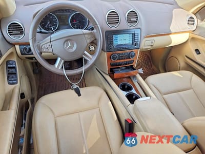 Zdjęcie 8 z 12 samochodu: 2008 MERCEDES-BENZ GL-CLASS VIN:4JGBF22E98A434303 - miniatura