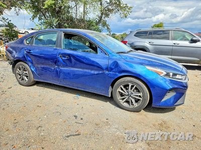 Czwarte zdjęcie samochodu z boku: 2022 KIA FORTE LXS VIN:3KPF24AD0NE445222 - miniatura