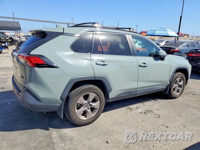 Trzecie zdjęcie samochodu z tyłu: 2023 TOYOTA RAV4 XLE VIN:2T3W1RFVXPW244193 - miniatura