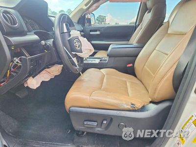 Zdjęcie 7 z 12 samochodu: 2016 TOYOTA TUNDRA SR5 VIN:5TFUW5F15GX528177 - miniatura