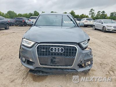 Piąte zdjęcie samochodu w środku: 2015 AUDI Q3 PREMIUM PLUS VIN:WA1EFCFS0FR006412 - miniatura