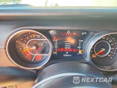 Zdjęcie 9 z 14 samochodu: 2018 JEEP WRANGLER UNLIMITED SAHARA VIN:1C4HJXEG8JW118147 - miniatura