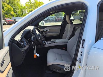 Zdjęcie 7 z 15 samochodu: 2026 VOLVO XC90 CORE VIN:YV4M12PJ0T1537178 - miniatura