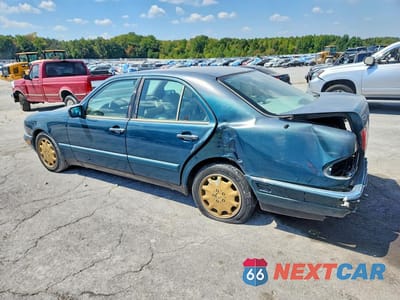Drugie zdjęcie samochodu z przodu: 1996 MERCEDES-BENZ E 320 VIN:WDBJF55F4TJ013733 - miniatura
