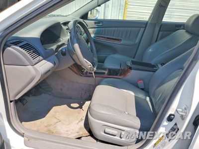 Zdjęcie 7 z 12 samochodu: 2005 TOYOTA CAMRY XLE VIN:4T1BE32K35U399024 - miniatura