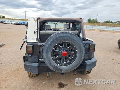 Zdjęcie 6 z 12 samochodu: 2008 JEEP WRANGLER UNLIMITED SAHARA VIN:1J4GA59178L512637 - miniatura