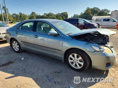 Czwarte zdjęcie samochodu z boku: 2010 TOYOTA CAMRY LE V6 VIN:4T1BK3EK3AU607692 - miniatura