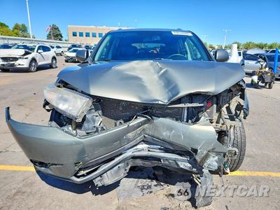 Piąte zdjęcie samochodu w środku: 2012 TOYOTA HIGHLANDER SE VIN:5TDBK3EH1CS125772 - miniatura