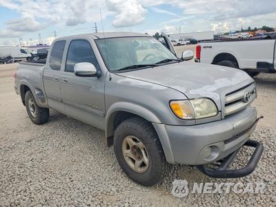 Czwarte zdjęcie samochodu z boku: 2004 TOYOTA TUNDRA SR5 VIN:5TBRT34174S444281 - miniatura