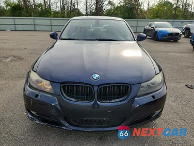 Piąte zdjęcie samochodu w środku: 2010 BMW 3ER 328 XI SULEV VIN:WBAPK5C58AA653634 - miniatura