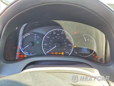 Zdjęcie 9 z 13 samochodu: 2013 LEXUS CT 200 VIN:JTHKD5BH1D2129564 - miniatura