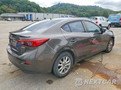 Trzecie zdjęcie samochodu z tyłu: 2016 MAZDA 3 TOURING VIN:JM1BM1W75G1306770 - miniatura