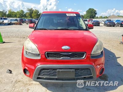 Piąte zdjęcie samochodu w środku: 2013 KIA SOUL BASE VIN:KNDJT2A57D7615269 - miniatura