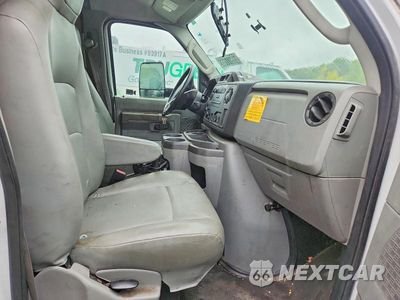 Zdjęcie 10 z 12 samochodu: 2012 FORD ECONOLINE E450 SUPER DUTY CUTAWAY VAN VIN:1FDXE4FL7CDA39430 - miniatura