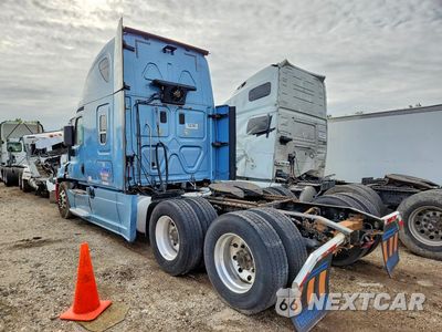 Drugie zdjęcie samochodu z przodu: 2017 FREIGHTLINER CASCADIA 125 SEMI TRUCK VIN:1FUGGLDR4HLHE5923 - miniatura