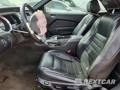 Zdjęcie 7 z 12 samochodu: 2014 FORD MUSTANG VIN:1ZVBP8EM2E5310429 - miniatura