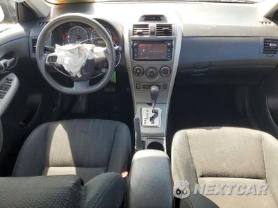 Zdjęcie 8 z 12 samochodu: 2013 TOYOTA COROLLA S VIN:2T1BU4EE2DC949487 - miniatura