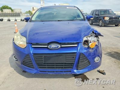 Piąte zdjęcie samochodu w środku: 2012 FORD FOCUS SEL VIN:1FAHP3M2XCL373888 - miniatura