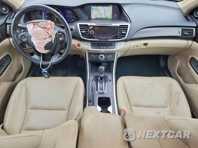 Zdjęcie 8 z 13 samochodu: 2014 HONDA ACCORD TOURING HYBRID VIN:1HGCR6F75EA001030 - miniatura