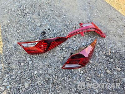 Zdjęcie 12 z 13 samochodu: 2020 HYUNDAI ELANTRA SEL VIN:5NPD84LF1LH621028 - miniatura