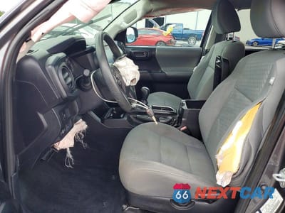 Zdjęcie 7 z 12 samochodu: 2021 TOYOTA TACOMA SR VIN:5TFAX5GNXMX194550 - miniatura