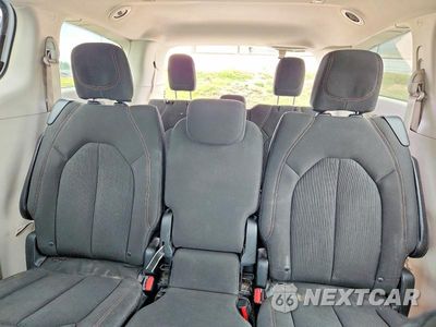 Zdjęcie 10 z 13 samochodu: 2018 CHRYSLER PACIFICA TOURING PLUS VIN:2C4RC1FG9JR279318 - miniatura