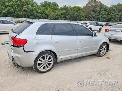 Trzecie zdjęcie samochodu z tyłu: 2012 AUDI A3 PREMIUM VIN:WAUBEAFM8CA166420 - miniatura
