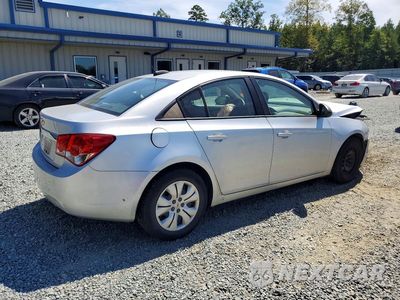 Trzecie zdjęcie samochodu z tyłu: 2015 CHEVROLET CRUZE LS VIN:1G1PA5SH8F7110945 - miniatura