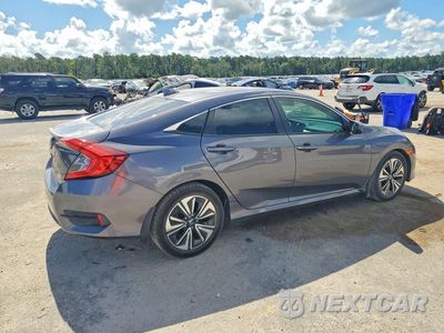 Trzecie zdjęcie samochodu z tyłu: 2017 HONDA CIVIC EX VIN:2HGFC1F38HH642726 - miniatura