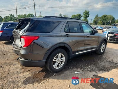 Trzecie zdjęcie samochodu z tyłu: 2020 FORD EXPLORER XLT VIN:1FMSK8DH3LGC56268 - miniatura