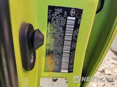 Zdjęcie 12 z 12 samochodu: 2013 TOYOTA PRIUS V TWO VIN:JTDZN3EU6D3219815 - miniatura