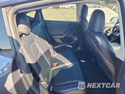 Zdjęcie 10 z 12 samochodu: 2023 TESLA MODEL Y VIN:7SAYGDEF5PF874152 - miniatura