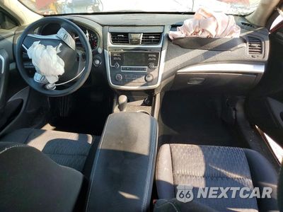Zdjęcie 8 z 12 samochodu: 2016 NISSAN ALTIMA 2.5 S VIN:1N4AL3AP8GN322932 - miniatura