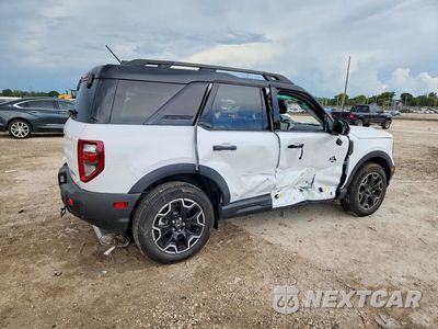 Trzecie zdjęcie samochodu z tyłu: 2026 FORD BRONCO SPORT OUTER BANKS VIN:3FMCR9CN2TRE25895 - miniatura